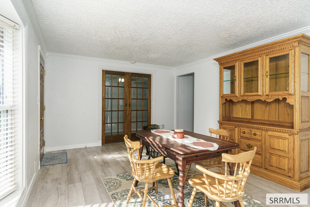 957 Willow Lane Property Photo 7
