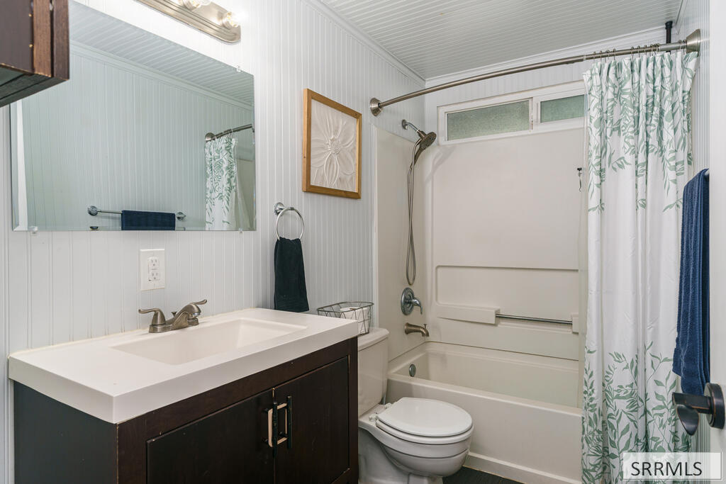 957 Willow Lane Property Photo 17