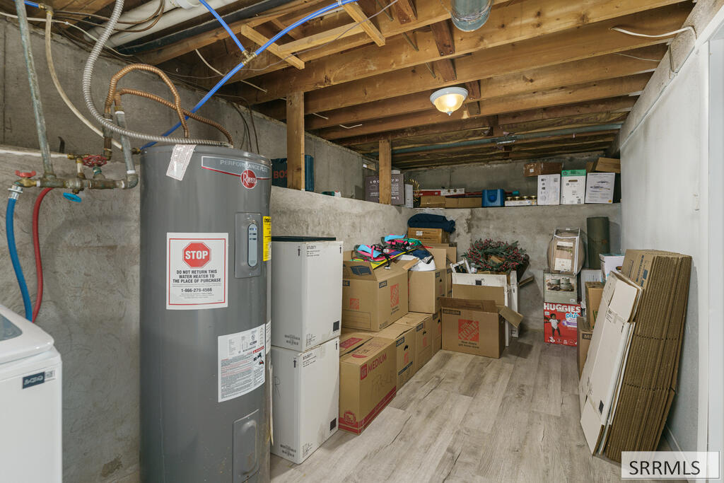 957 Willow Lane Property Photo 24