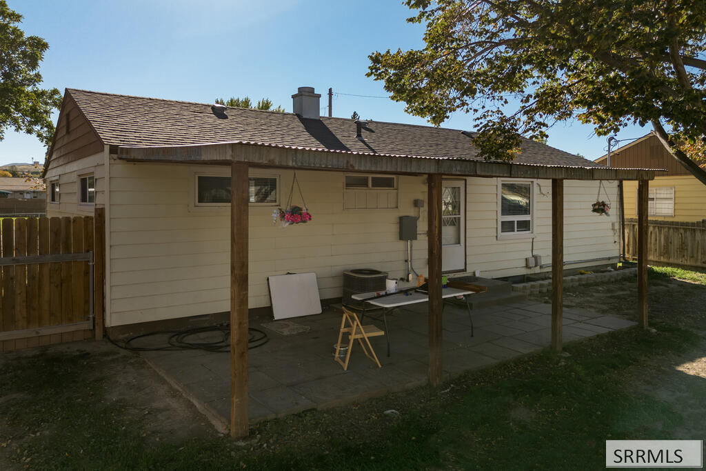 957 Willow Lane Property Photo 27
