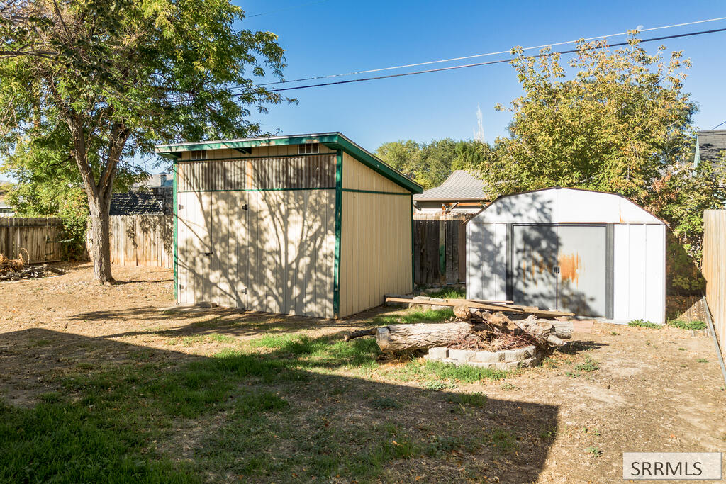 957 Willow Lane Property Photo 30