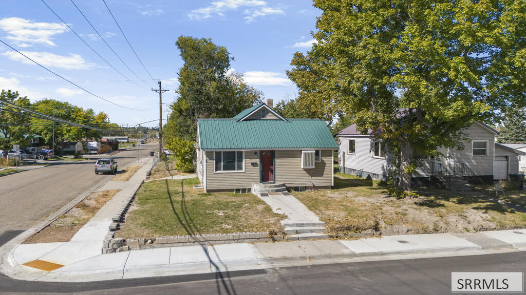 1101 Jefferson Avenue Property Photo 1