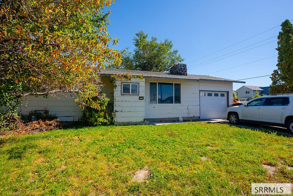 4806 Galena Street Property Photo 2