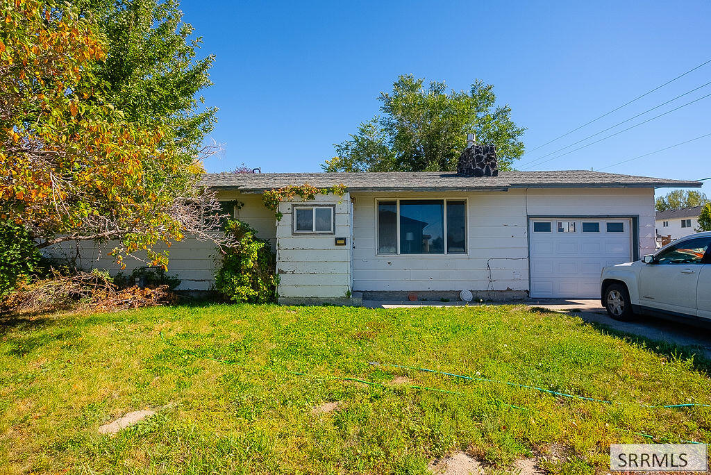 4806 Galena Street Property Photo 3