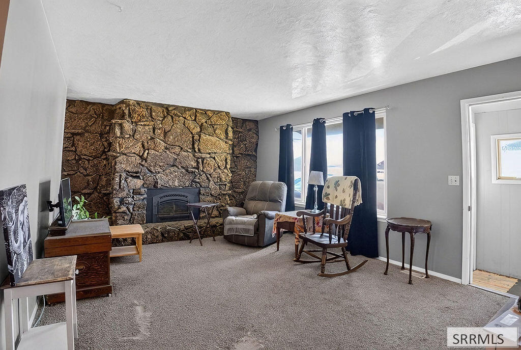 4806 Galena Street Property Photo 4