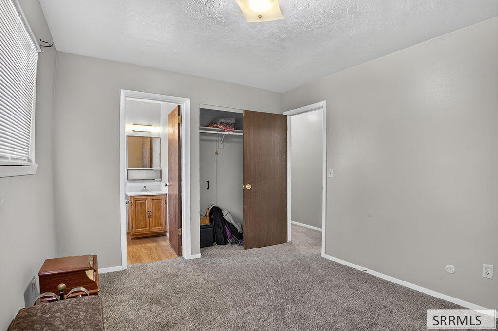 4806 Galena Street Property Photo 19
