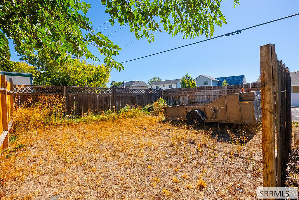 4806 Galena Street Property Photo 25