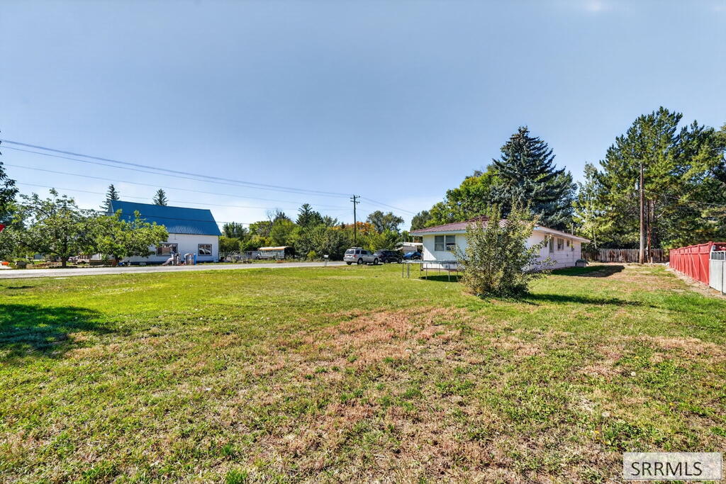 134 W Bingham Avenue Property Photo 16