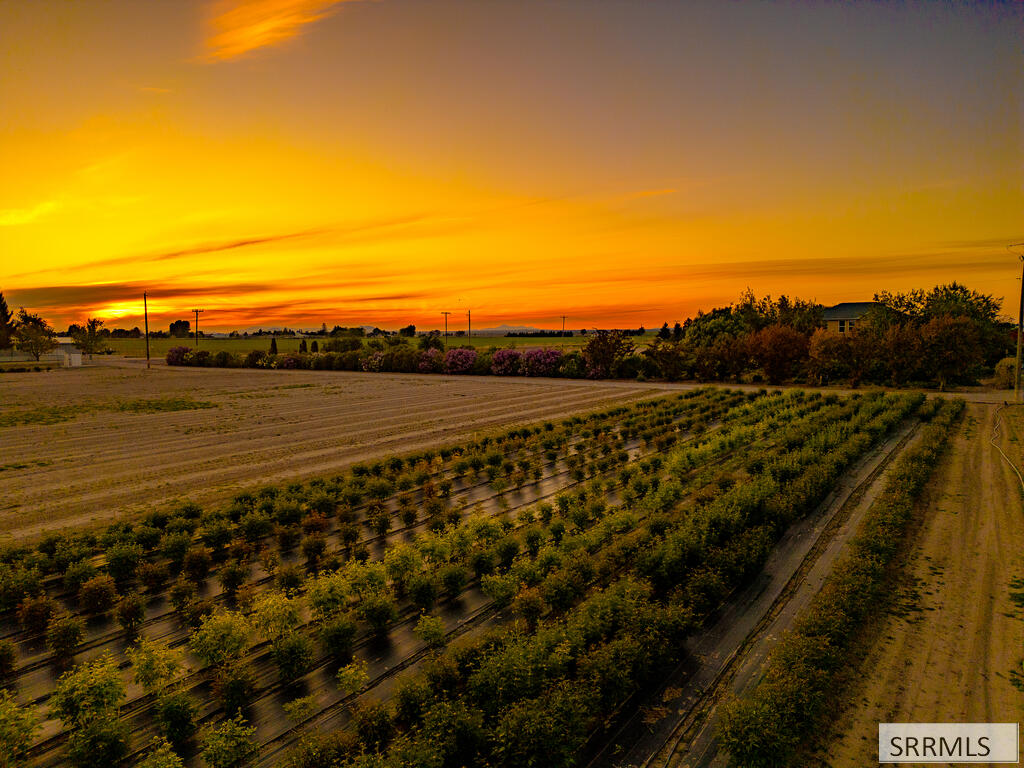 365 N 150 W Property Photo 4