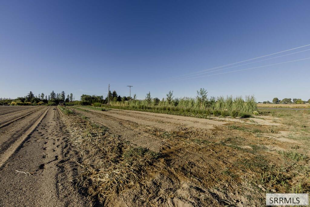 365 N 150 W Property Photo 41