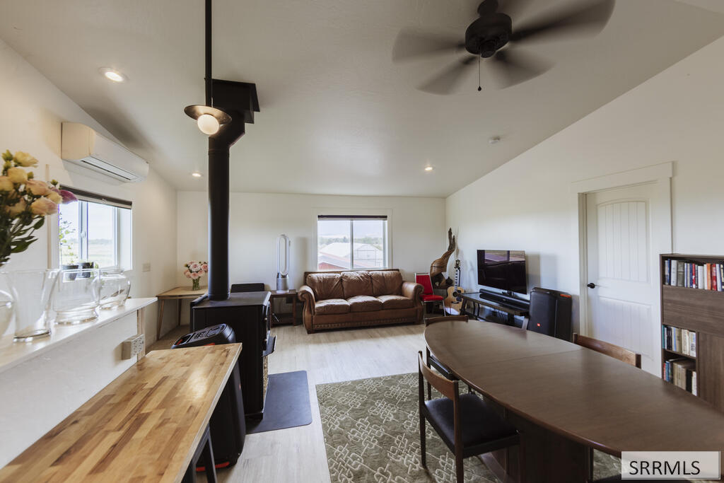 365 N 150 W Property Photo 103