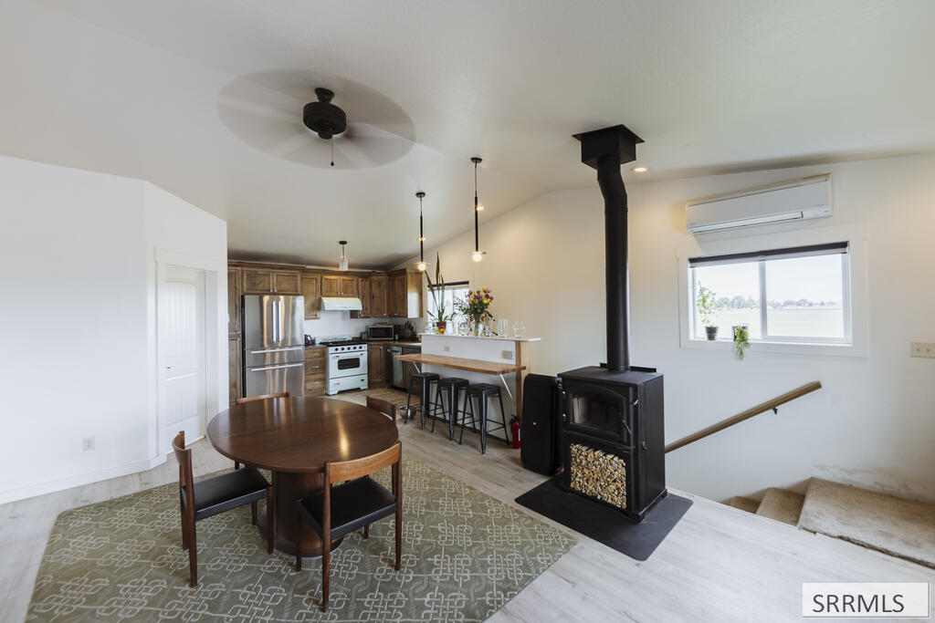365 N 150 W Property Photo 105