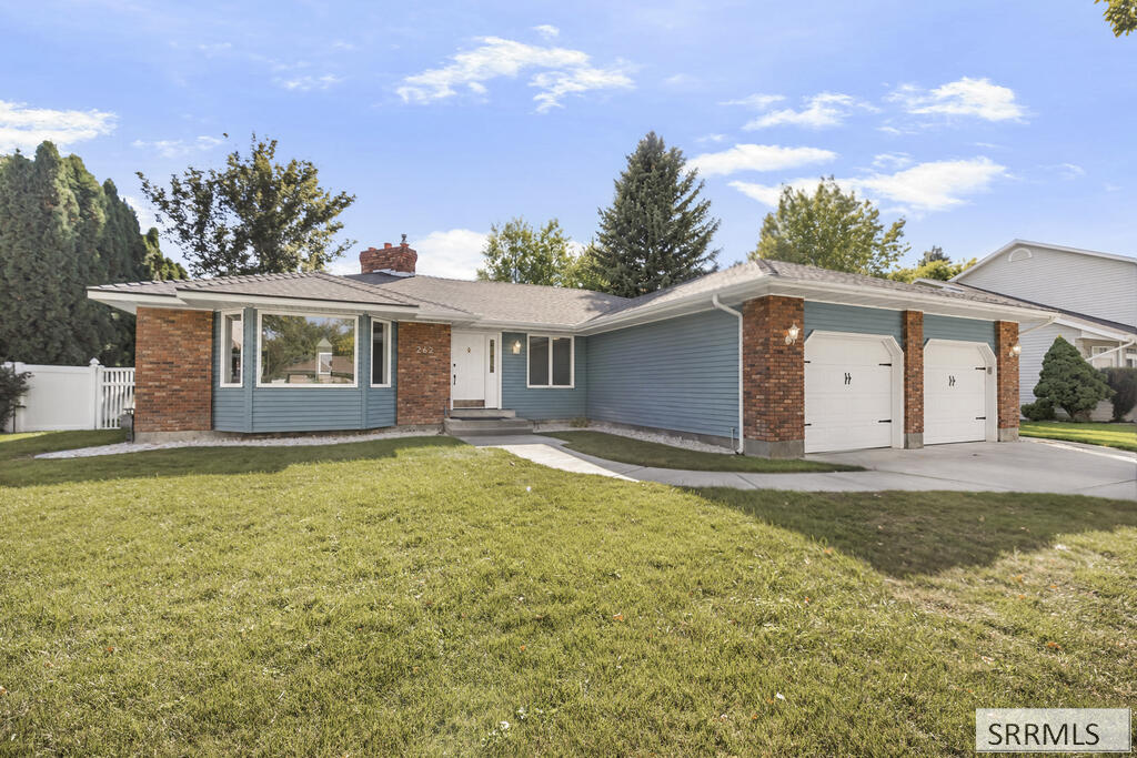 262 Brookside Drive Property Photo 1