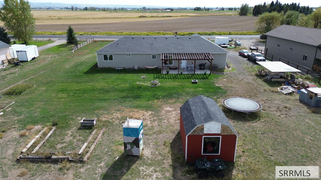 2427 E 500 N Property Photo 24