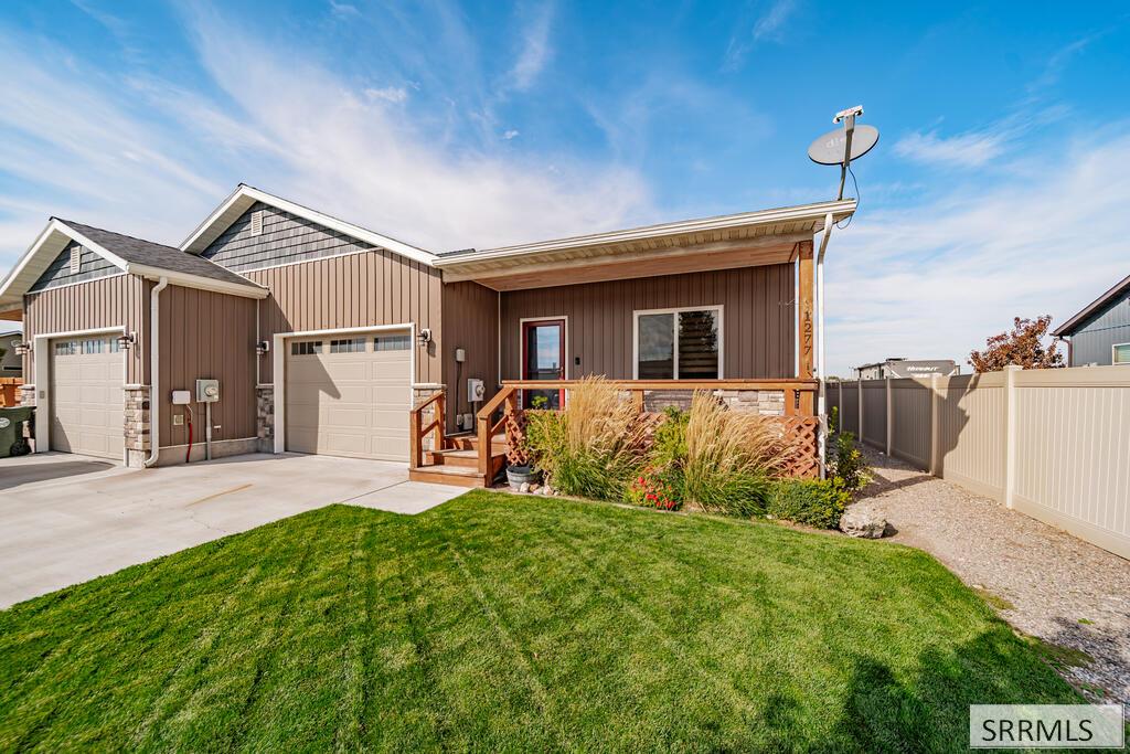 1277 Gary Street Property Photo 1