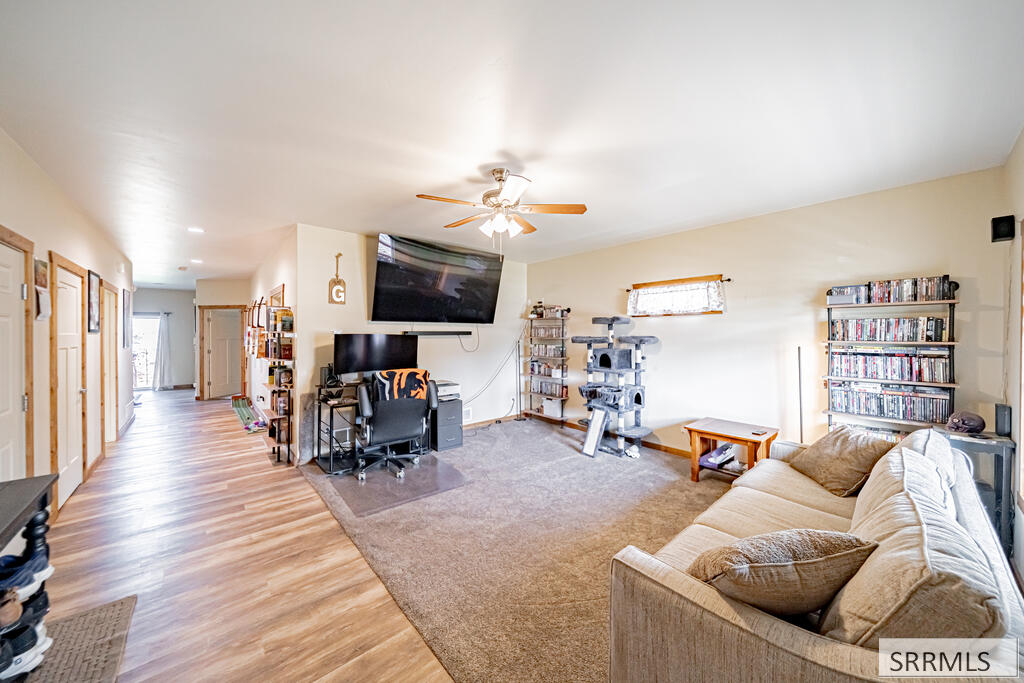 1277 Gary Street Property Photo 7