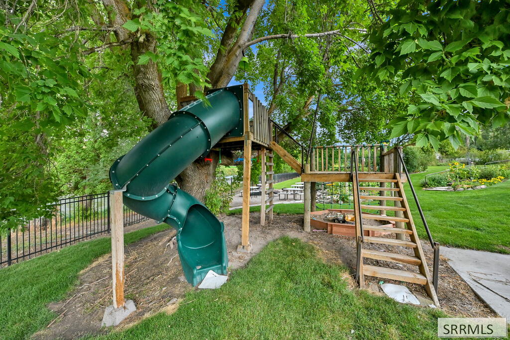 2783 E Read Street Property Photo 10