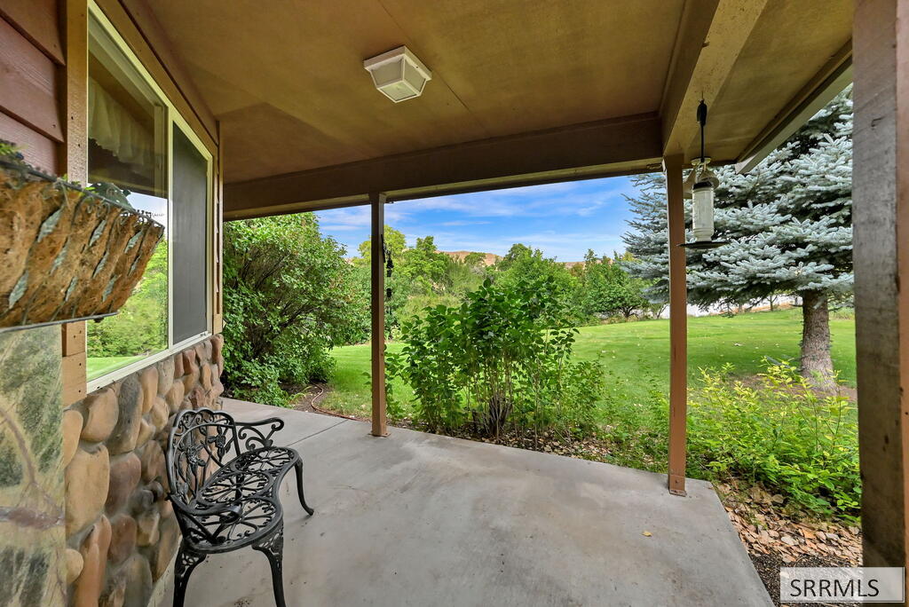2783 E Read Street Property Photo 32