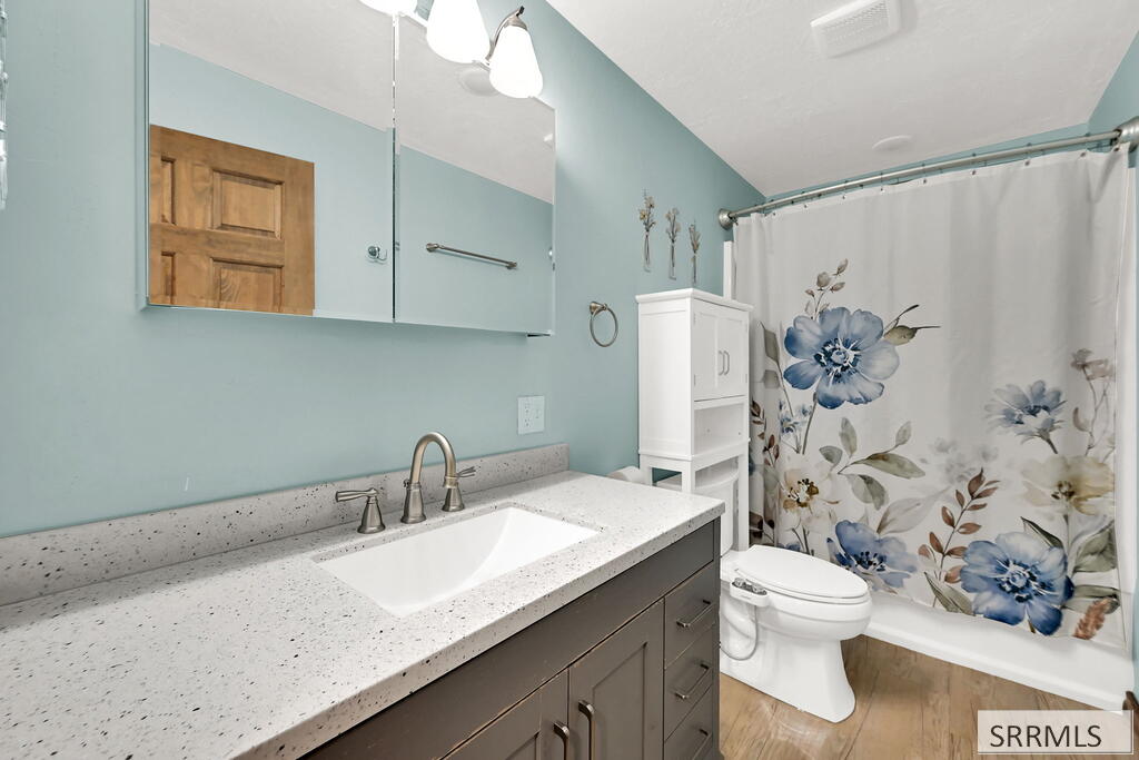2783 E Read Street Property Photo 58