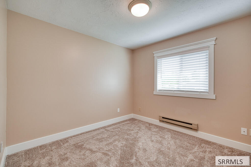 2305 Louise Lane Property Photo 21
