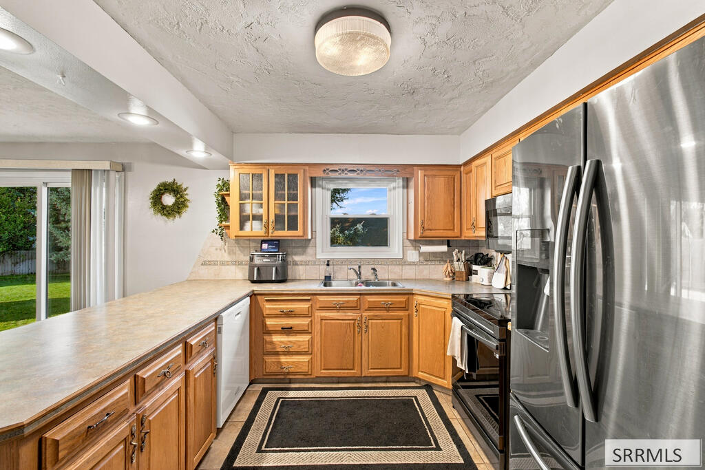 650 Brentwood Circle Property Photo 7