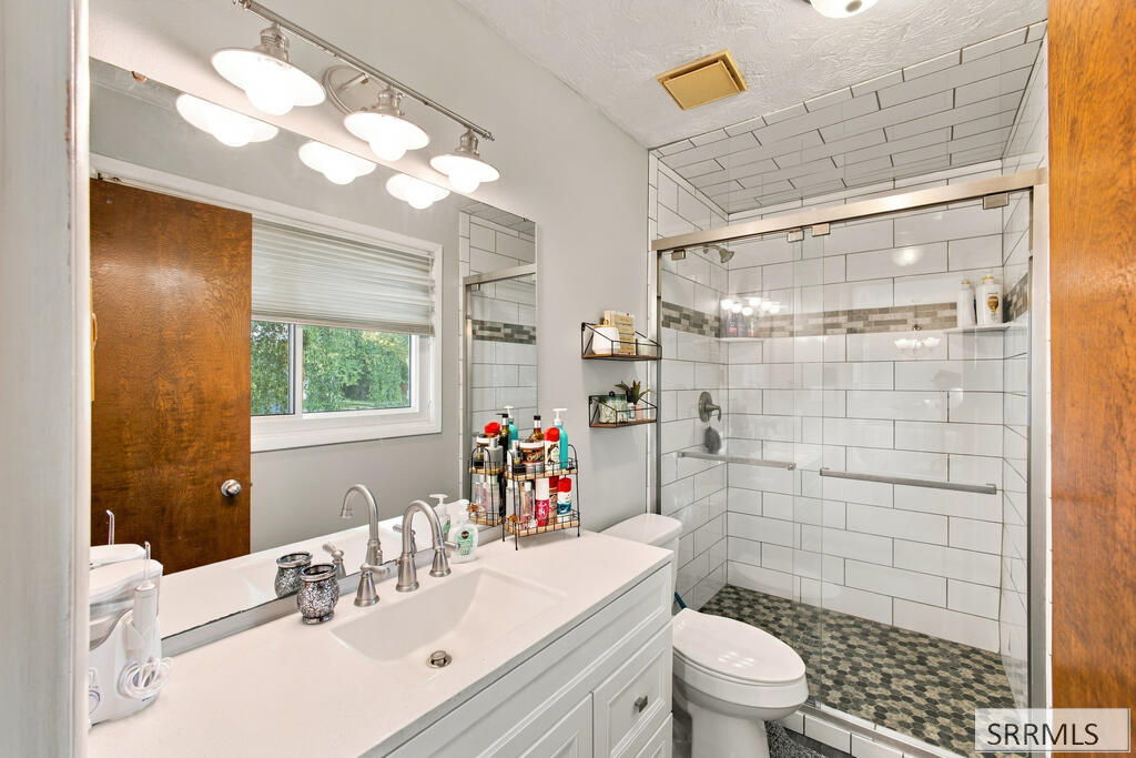 650 Brentwood Circle Property Photo 12