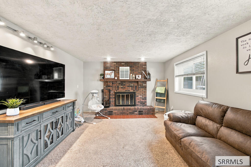 650 Brentwood Circle Property Photo 18