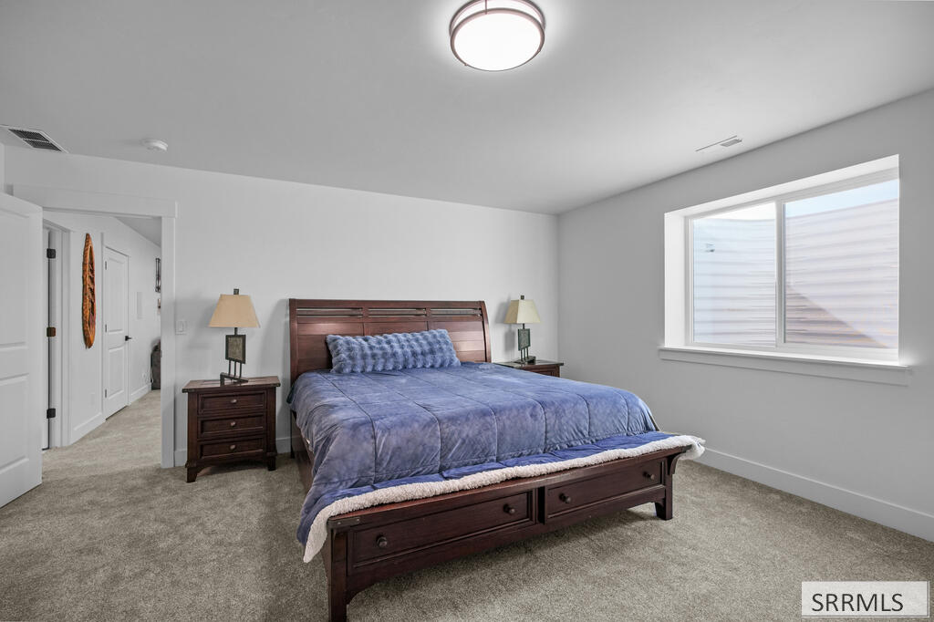 2710 E Larson Drive Property Photo 49