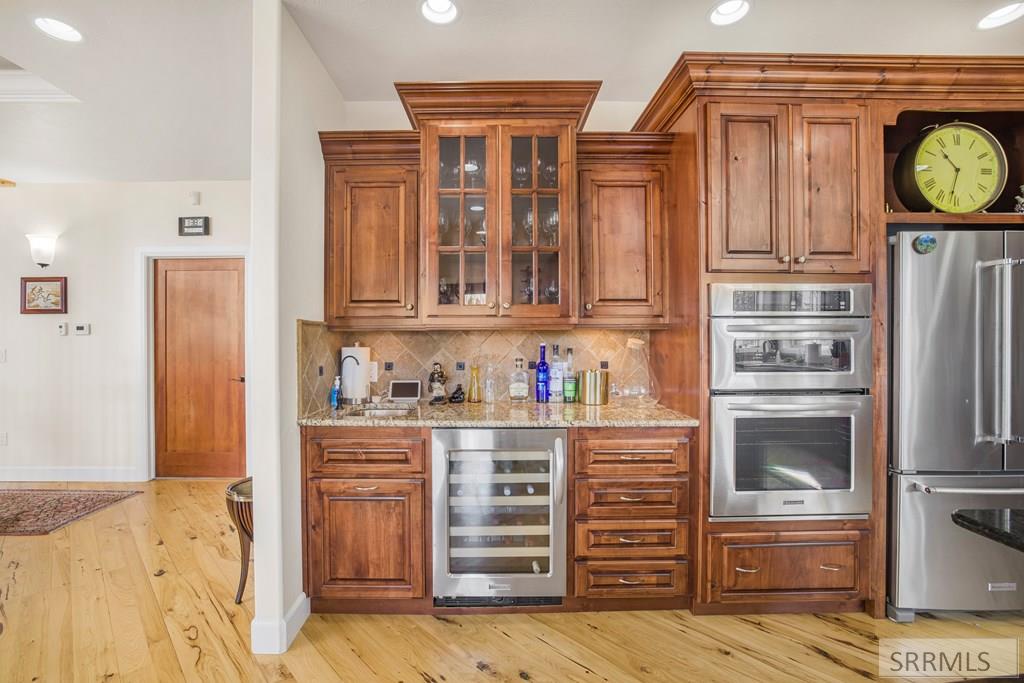 3944 Schaefer Lane Property Photo 14