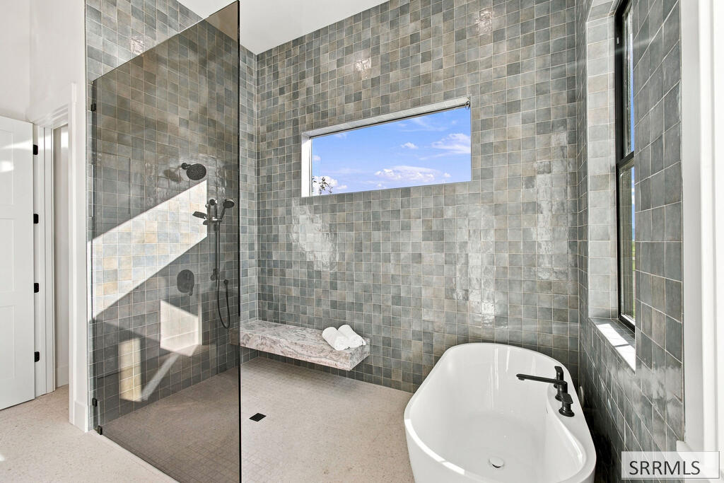 2222 Daydream Lane Property Photo 36