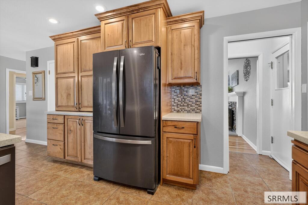 987 Taney Lane Property Photo 14