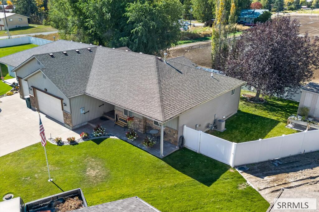 2189708 Property Photo 4