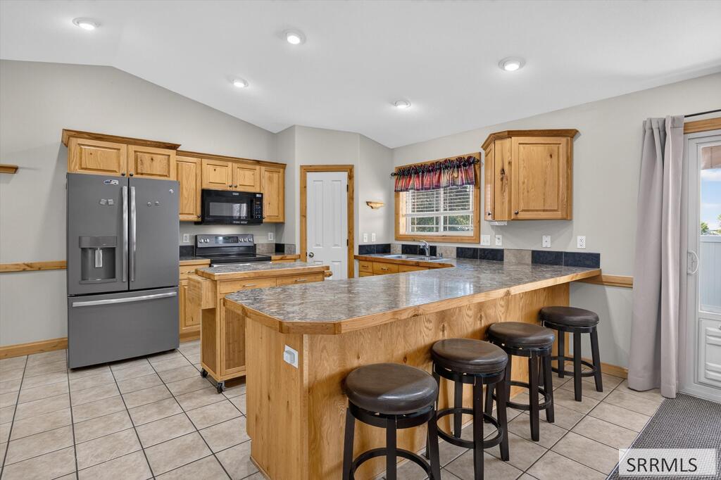 2189708 Property Photo 14