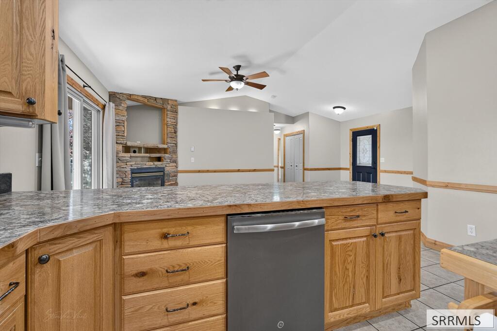 2189708 Property Photo 21