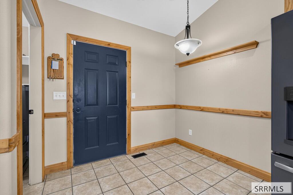 2189708 Property Photo 23
