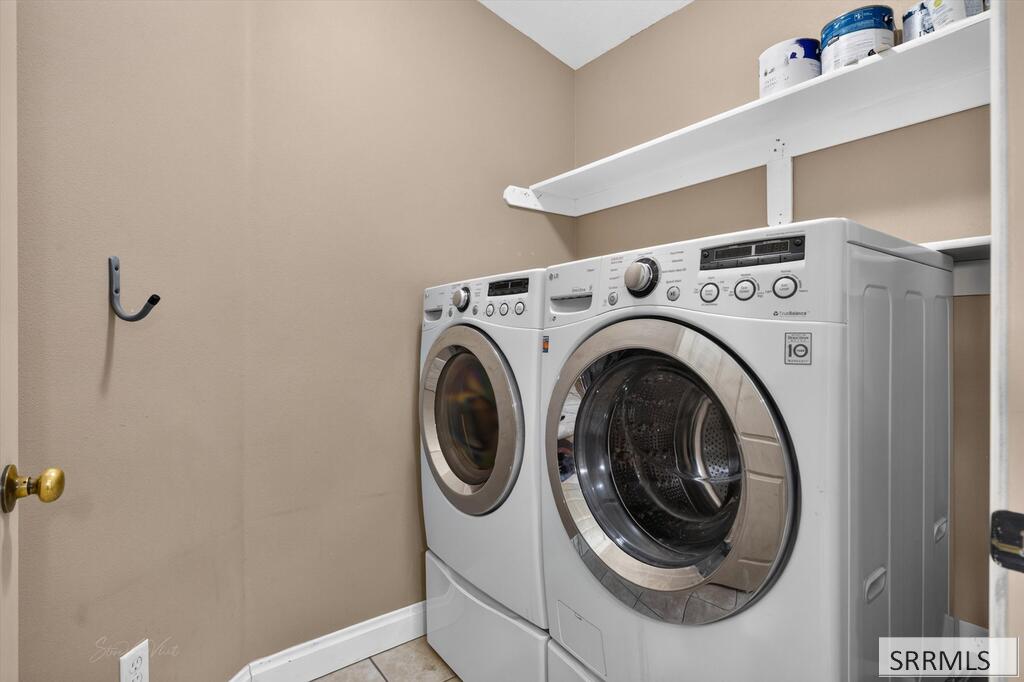2189708 Property Photo 24