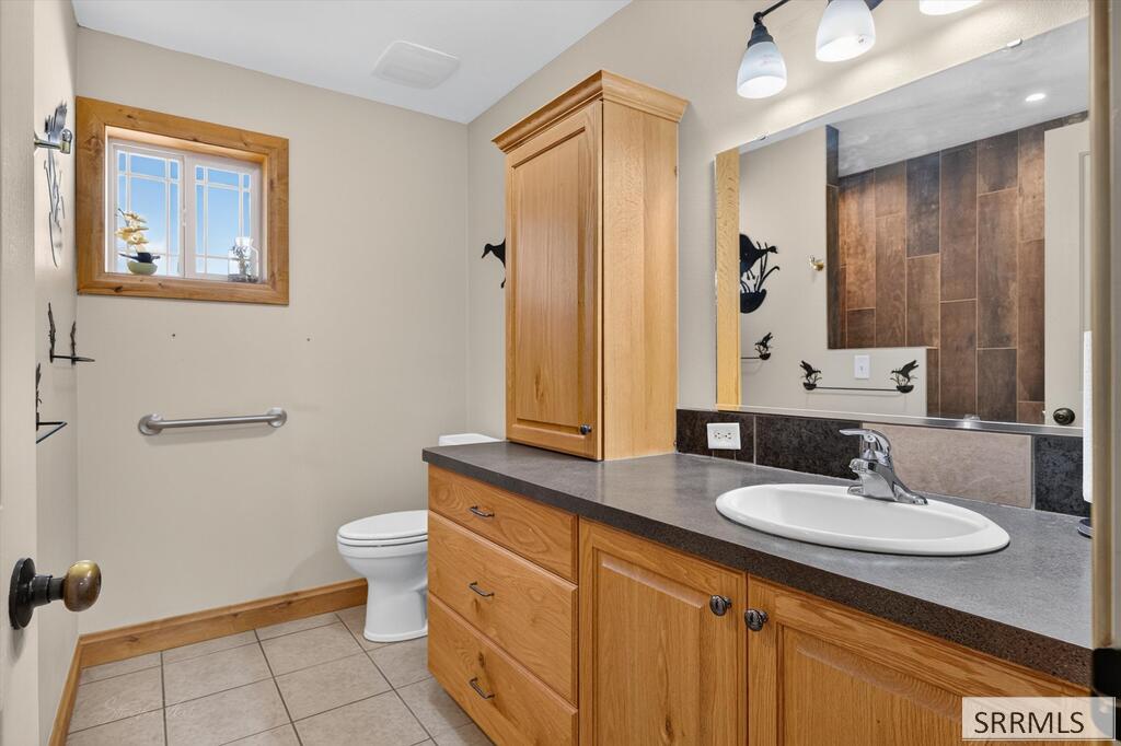 2189708 Property Photo 28