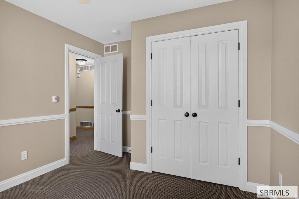 2189708 Property Photo 33