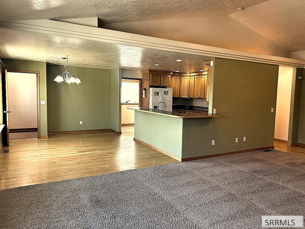 712 Monroe Street Property Photo 9