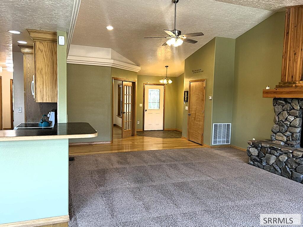 712 Monroe Street Property Photo 10
