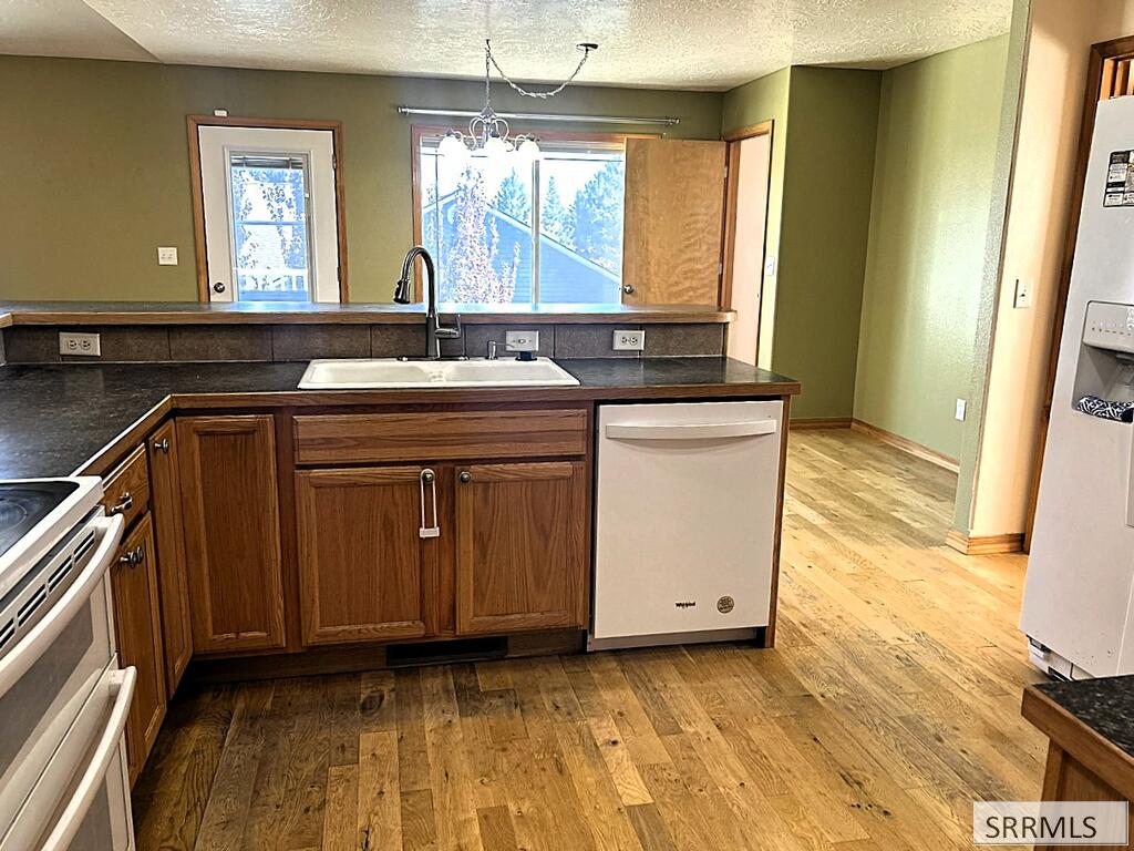 712 Monroe Street Property Photo 12