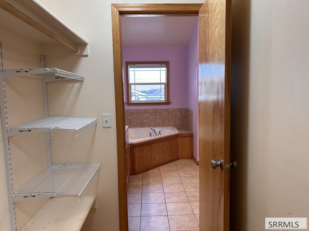 712 Monroe Street Property Photo 24