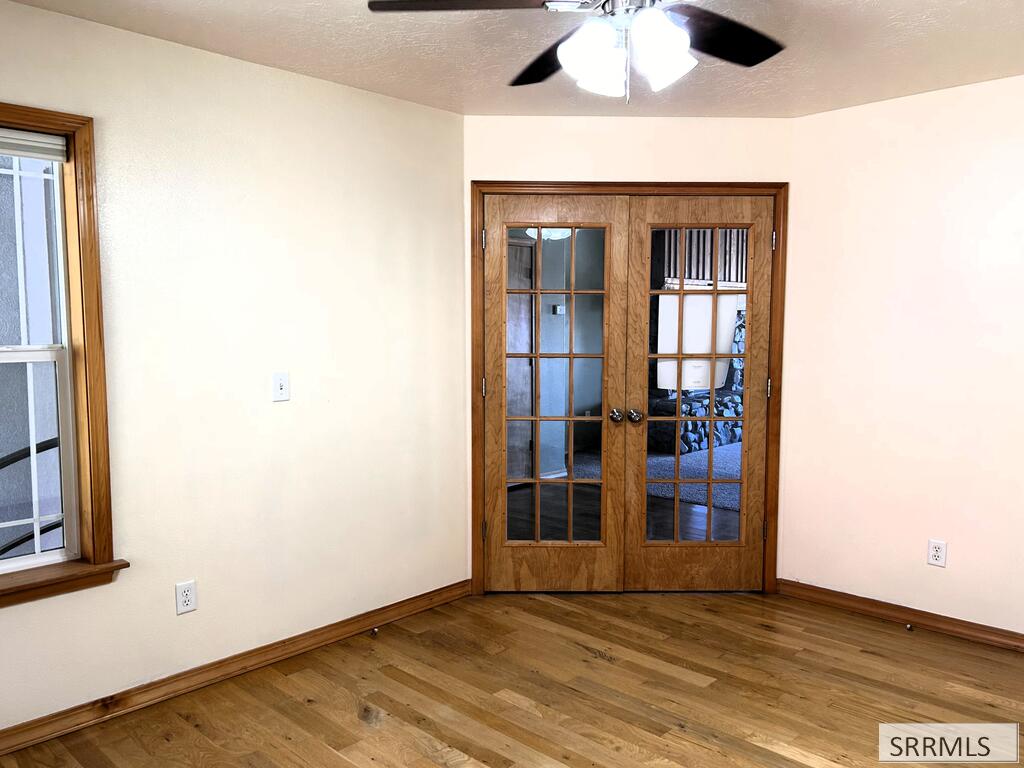 712 Monroe Street Property Photo 34