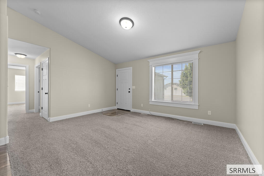 5091 S Remember Drive Property Photo 4