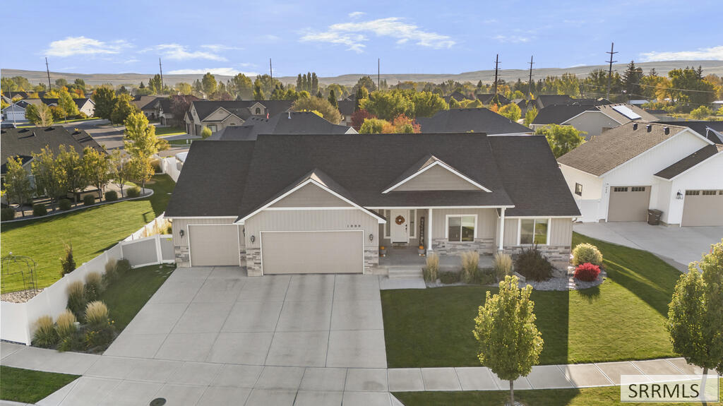1000 N Red Robin Avenue Property Photo