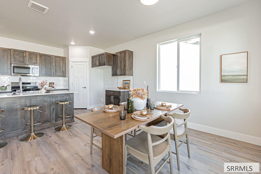6455 Ender Ln Property Photo 14