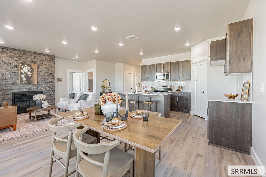 6455 Ender Ln Property Photo 15