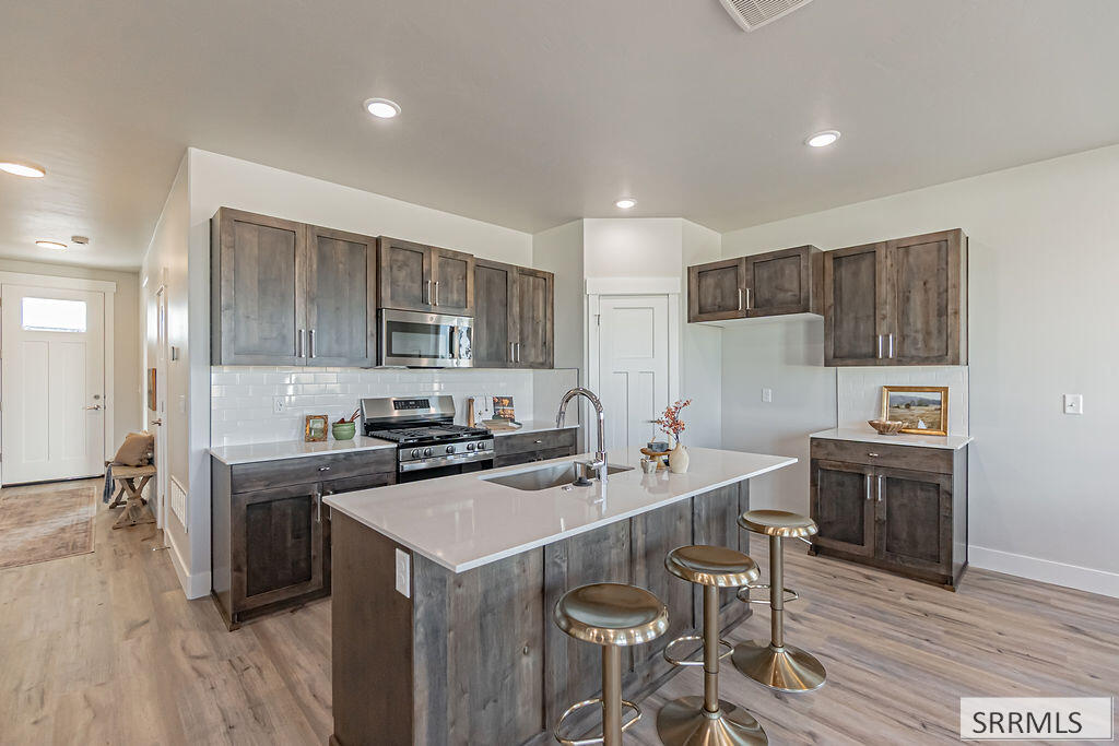 6455 Ender Ln Property Photo 16