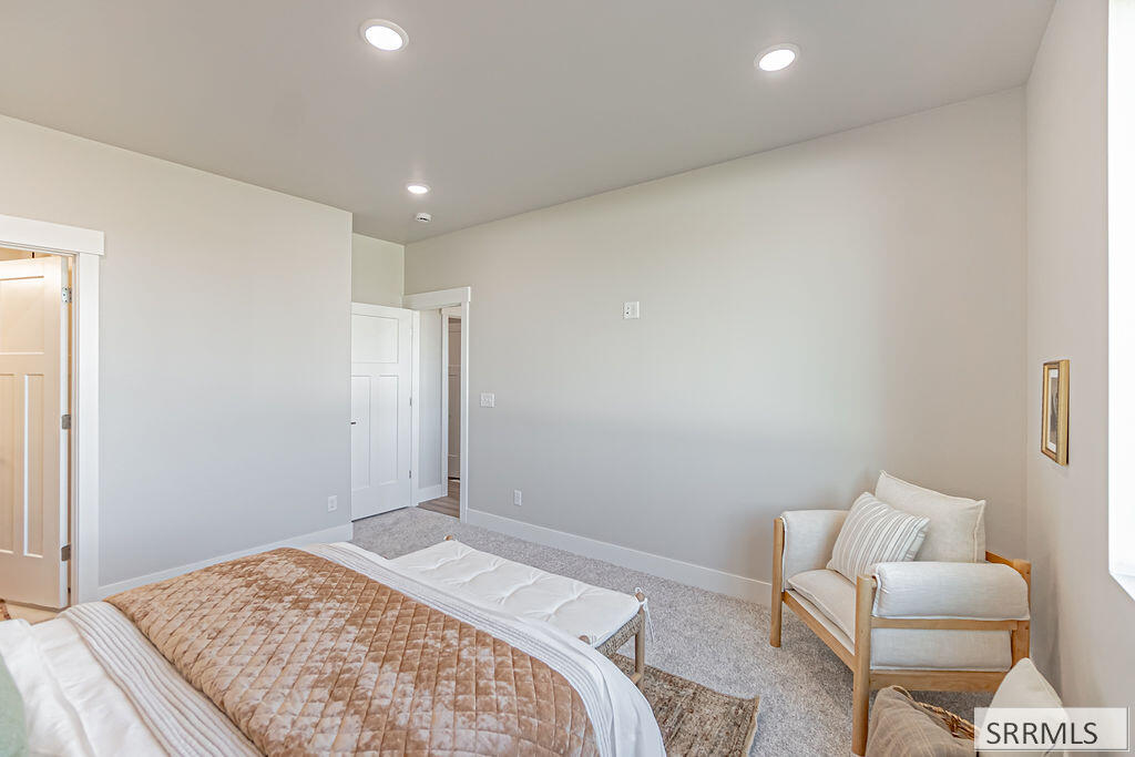 6455 Ender Ln Property Photo 21
