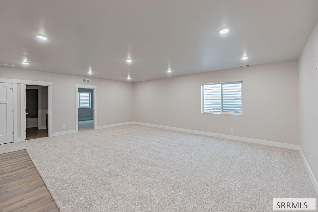 6455 Ender Ln Property Photo 31